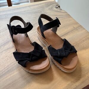 Paul Green Suede Roman Sandal Size 6